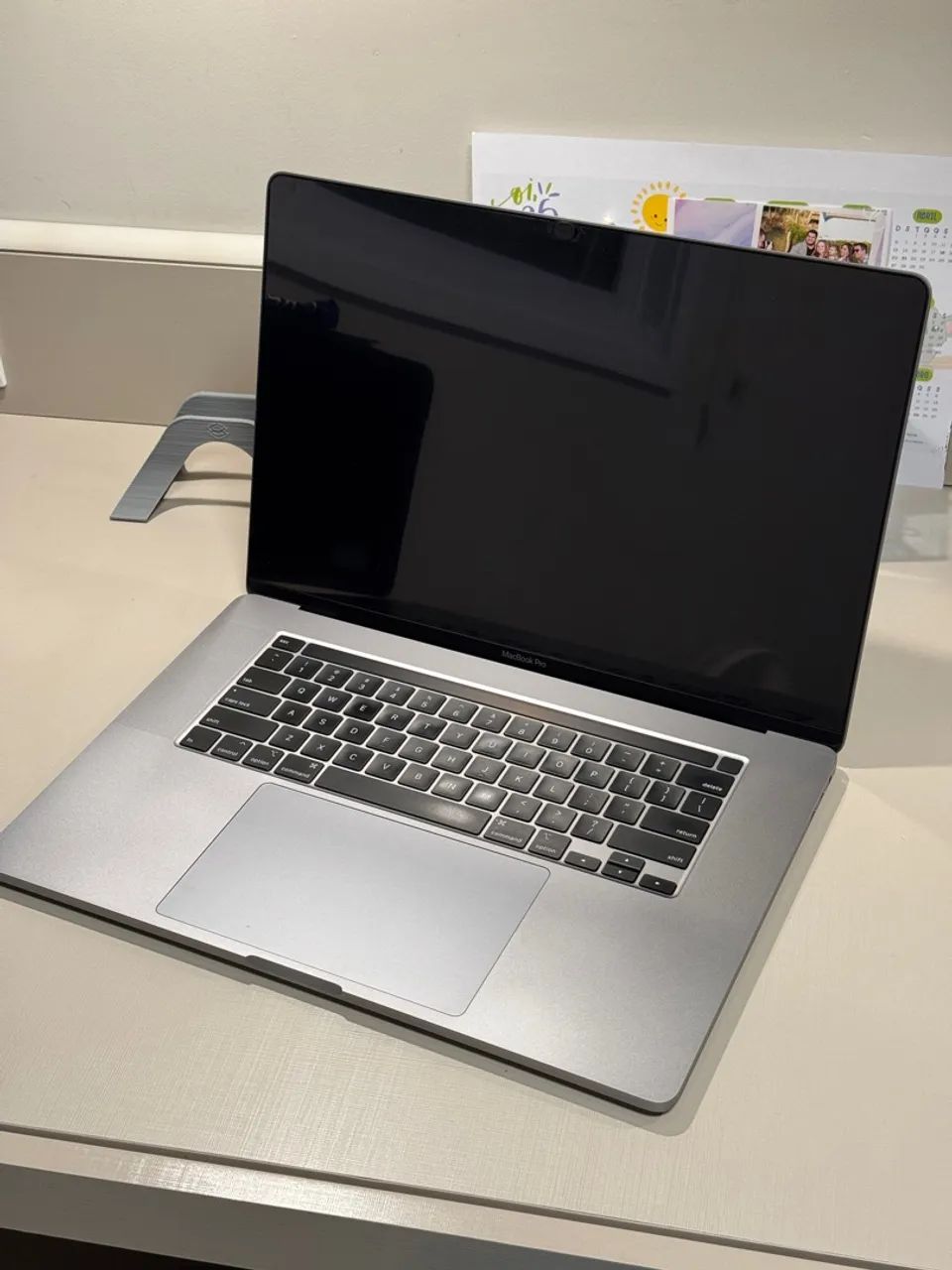 MacBook Pro 16 - Tela Retina - Apple - Foto 2