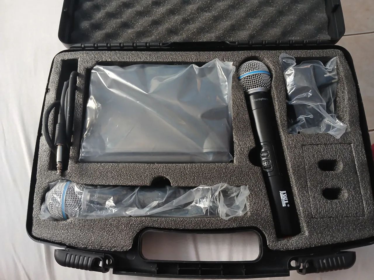 Microfone jwl semi novo 