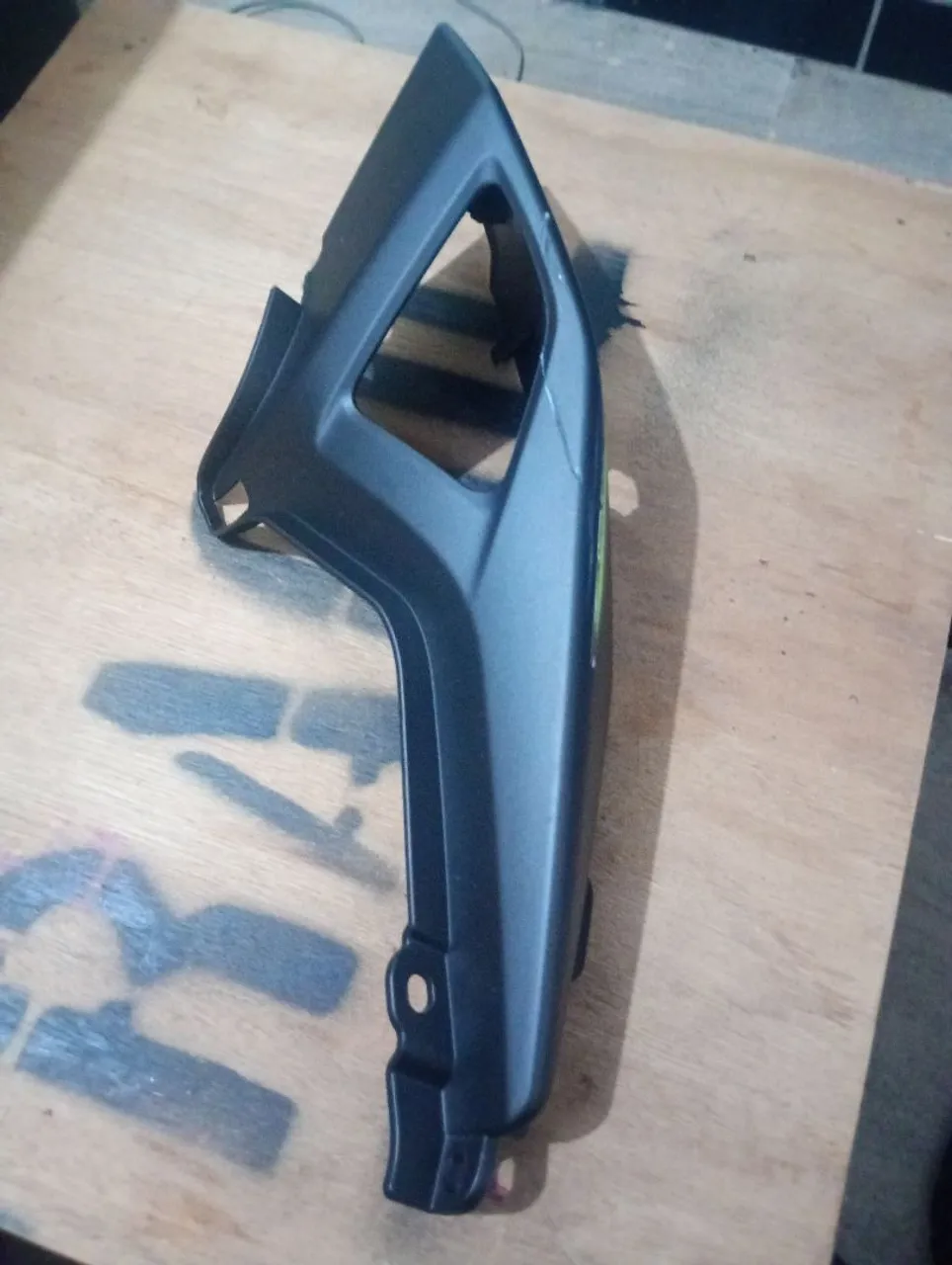 Capa traseira esquerda FZ 25