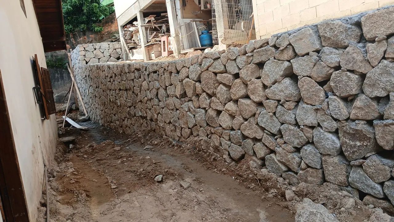 Amigo7daconstrucao muro de pedra calçadas  bancos etc... - Foto 4