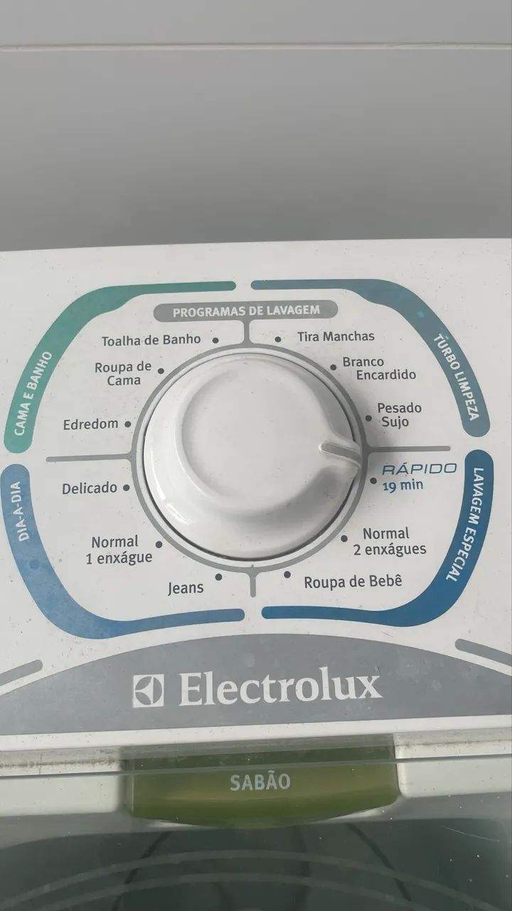 máquina de lavar roupas Electrolux 