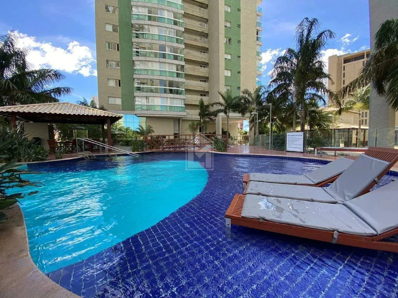 Apartamento para Locação em Jardim Camburi, Vitória-ES | 135 m², 3 Quartos e Lazer Complet