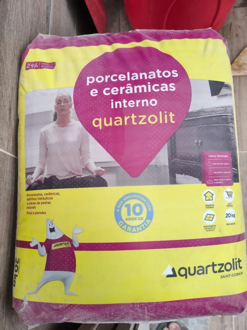 Argamassa Quartzolit Cerâmicas e Porcelanatos