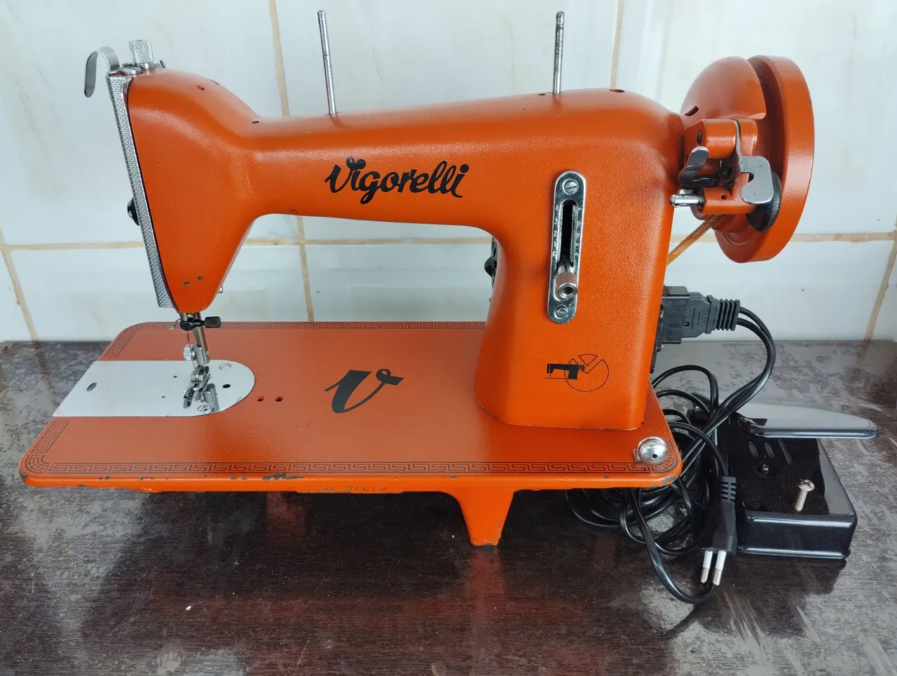 Máquina de Costura Vigorelli