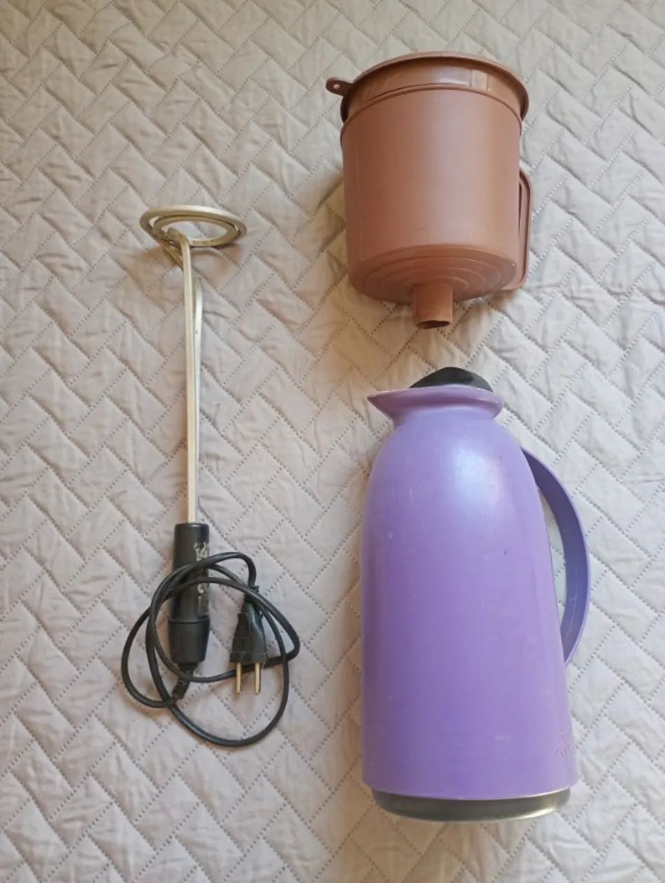 Kit vasilhas de pescaria, caminhoneiro, trilha, camping - filtro café, ebulidor, garrafa