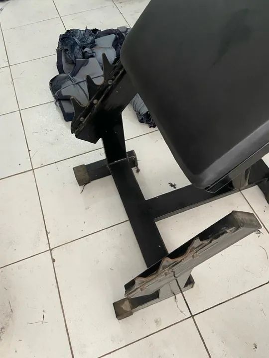 Equipamento de musculação - banco scott - Foto 2