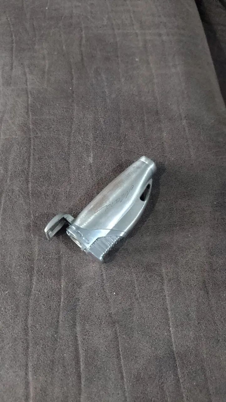 Isqueiro antigo de coleção