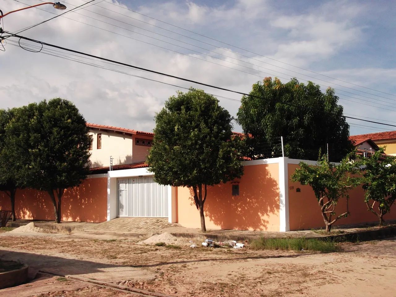 Aluga bairro Santa Isabel