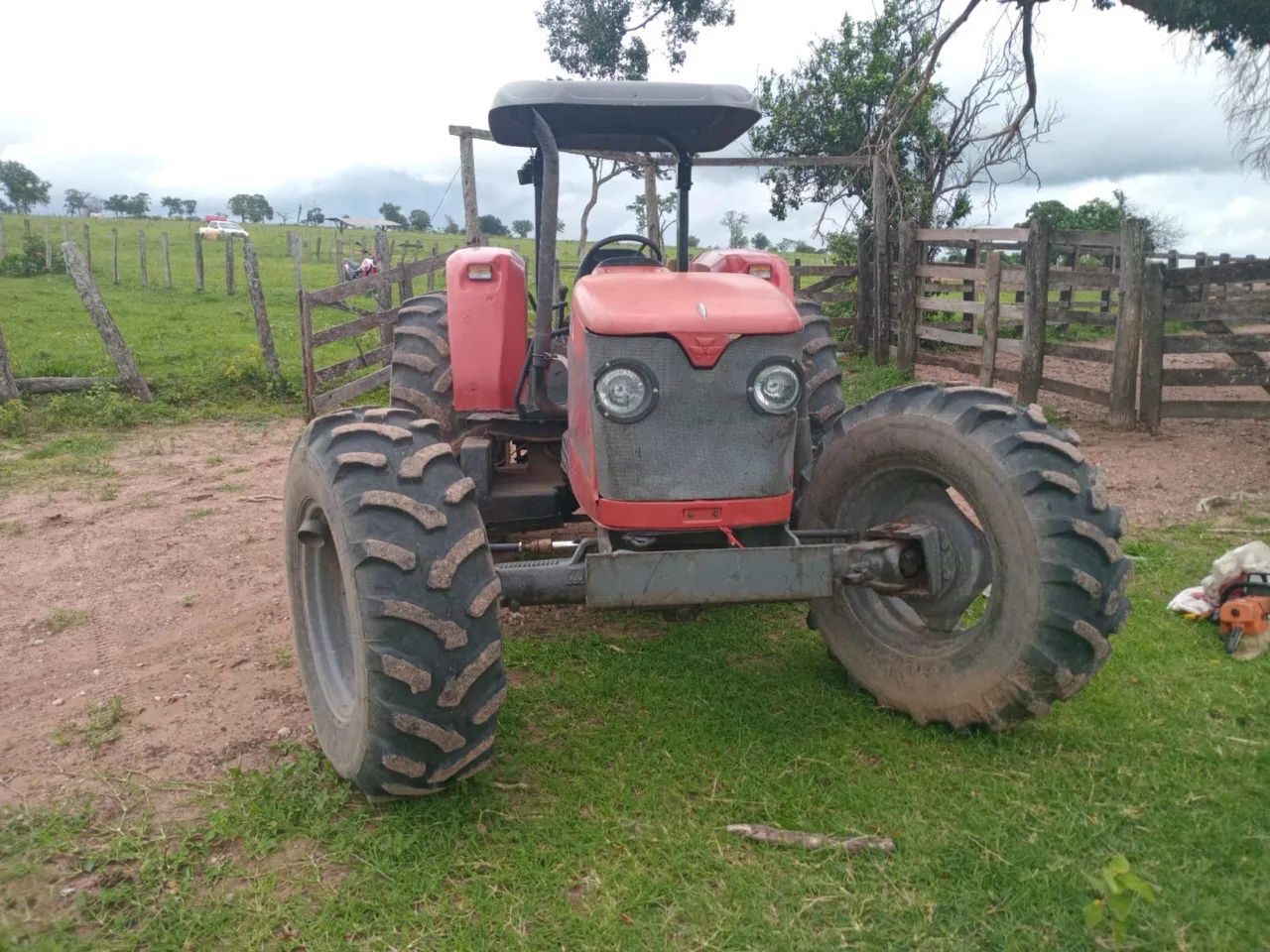 Tratores Massey 292 com lâmina e sem lâmina  - Foto 6