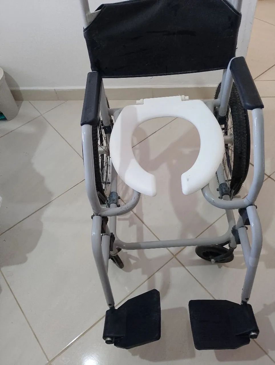 Cadeira de banho Jaguaribe 