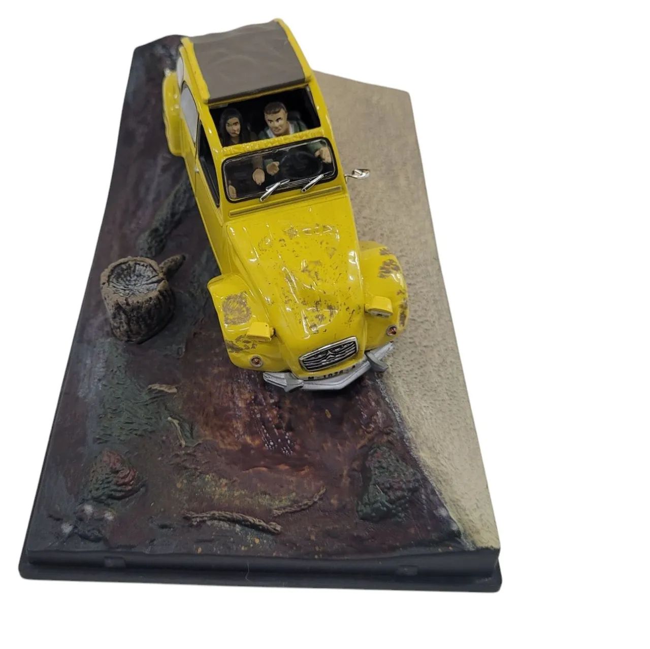 Carro Miniatura Citroën 2CV - Escala 1:44 - Foto 3