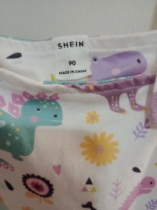 Macacão Unissex Dinossauros - Bebê - 12/24 meses - Shein - Foto 6