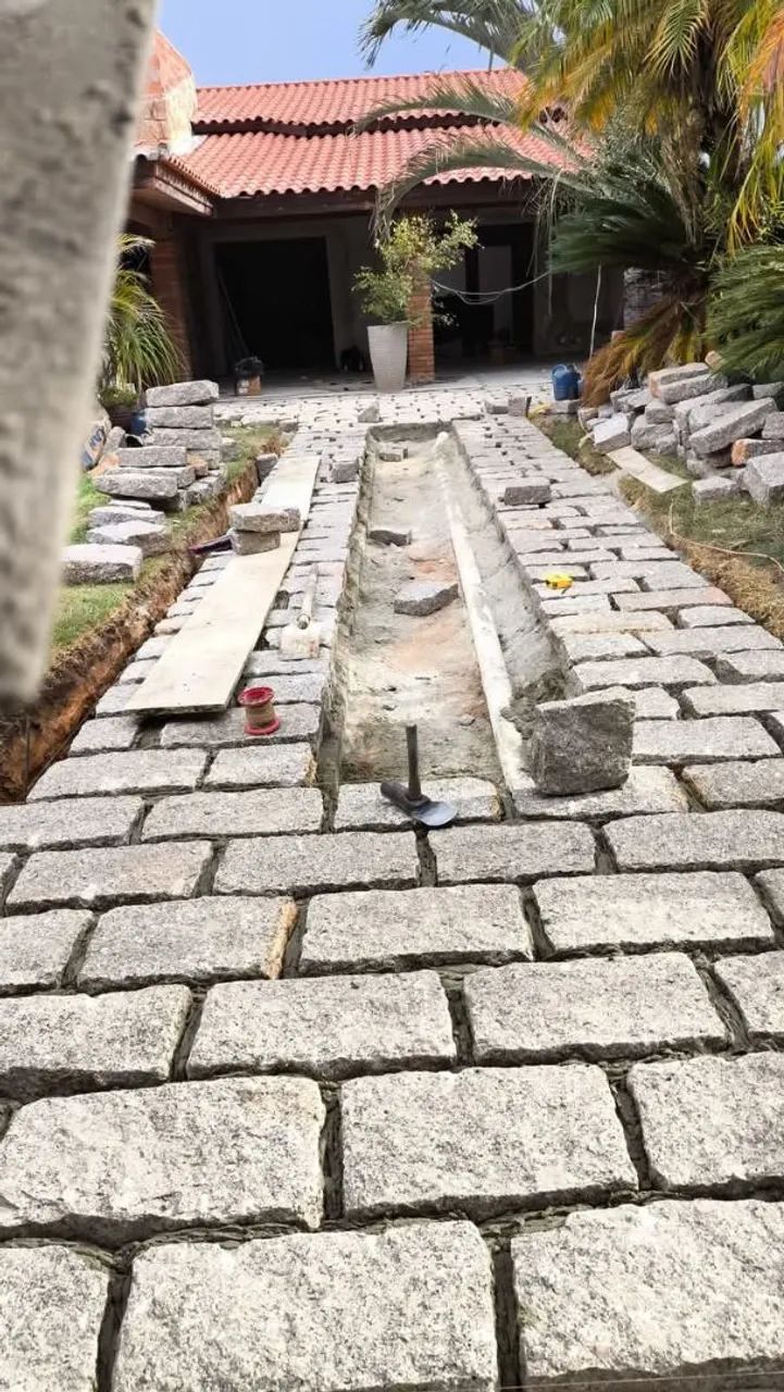 Prestação de serviço em calçamentos calceteiros e pavimentação intertravadas  - Foto 4