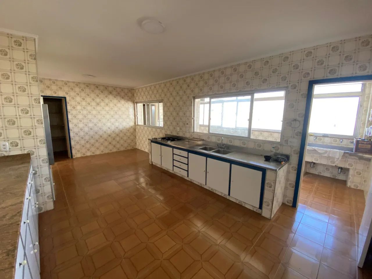 Apartamento um por andar - Metrô Paraiso - Foto 14