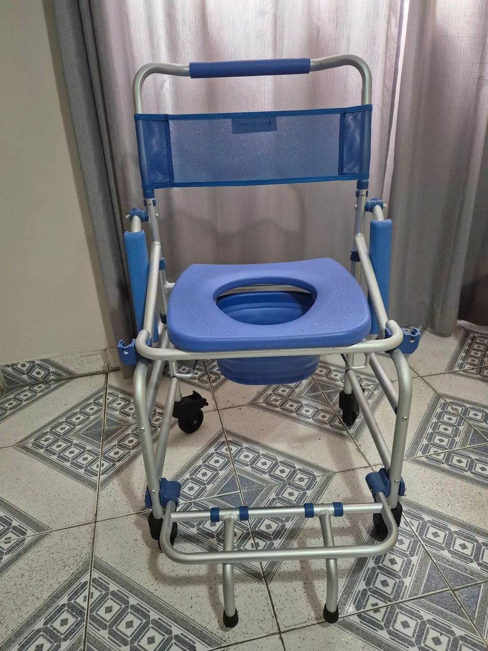 CADEIRA DE BANHO HIGIÊNICA 