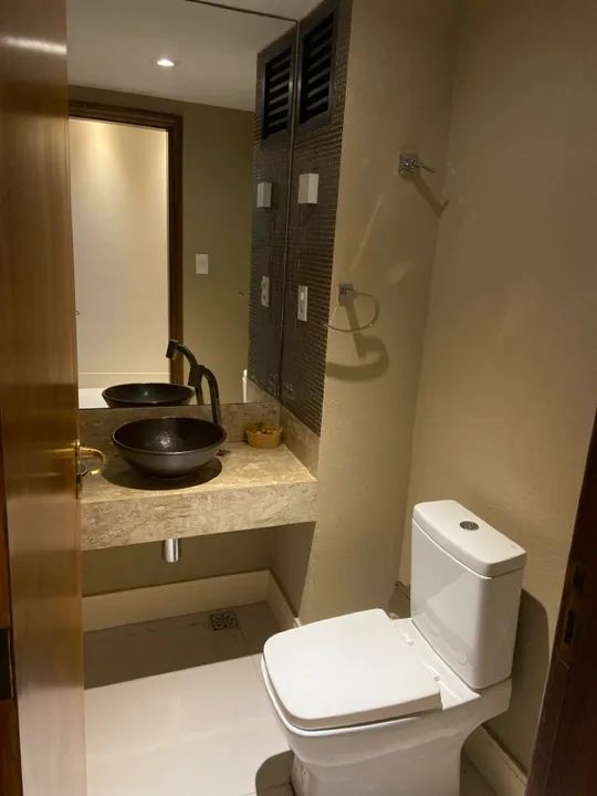 Alugo apto. na 13 de Julho, 4/4 sendo 3 suítes, reformado, sombra e vista p/ o mar. - Foto 12