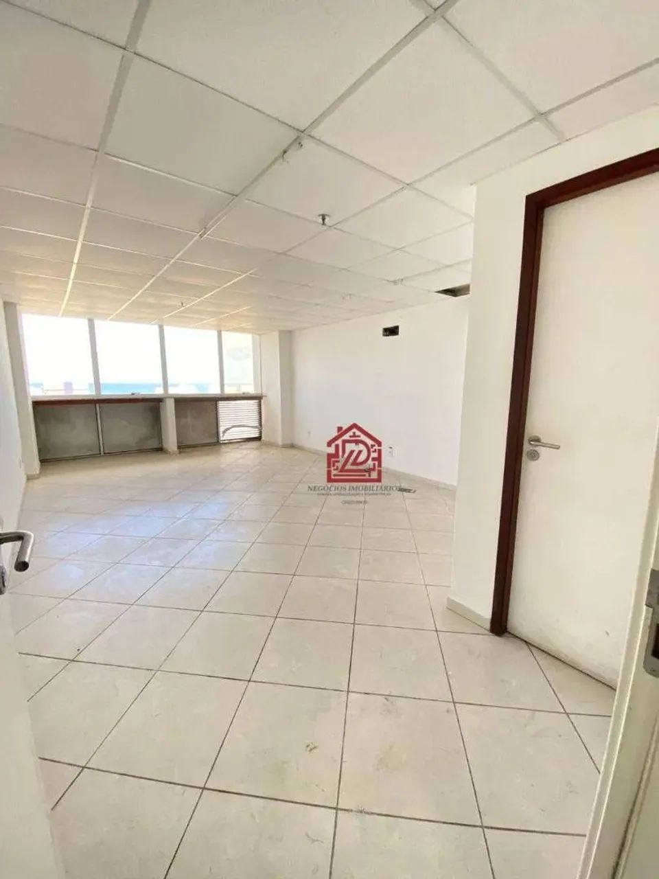 Sala para alugar, 29 m² por R$ 2.374,74/mês - Imbetiba - Macaé/RJ - Foto 2