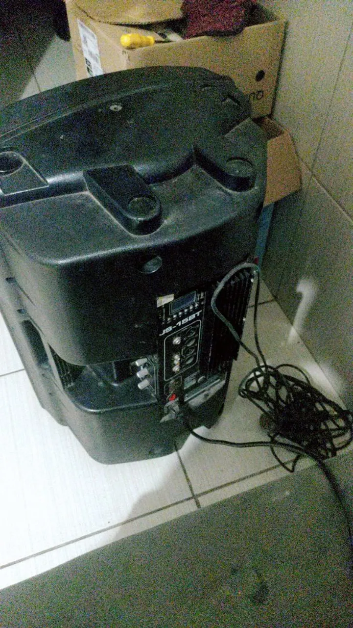 Caixa de Som JBL 12 Polegadas