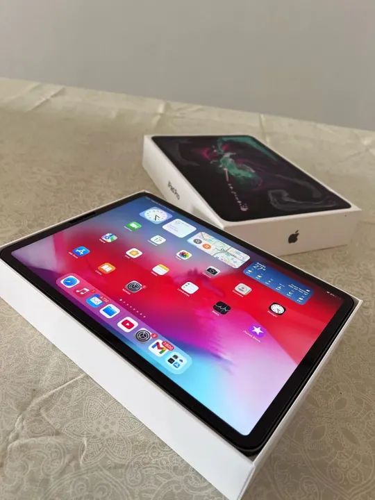 iPad Pro 11Geração - 256 GB -seminovo - Tela Retina - 10.2 polegadas - Foto 4