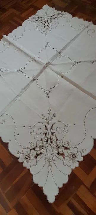 TOALHA BORDADA A MÃO DA ILHA DA MADEIRA  - Foto 3