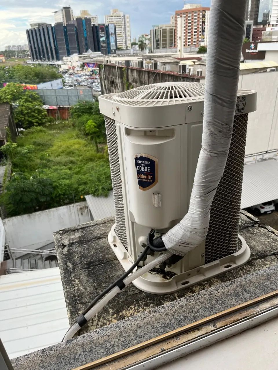 Vendo Ar Cond em bom estado de conservação Gree G-Top plus 12.000 btus - Foto 2