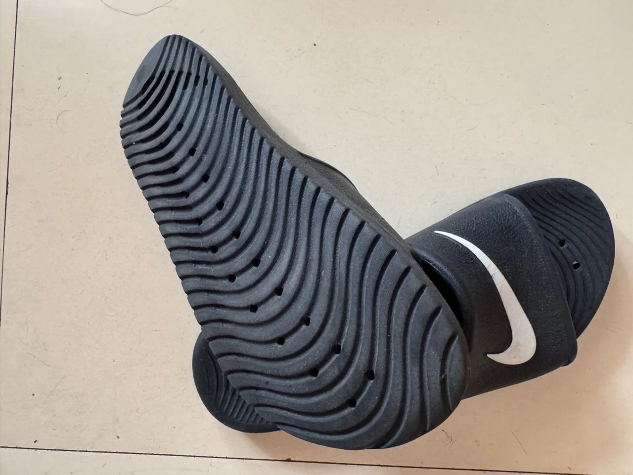 Chinelo  NIKE  - Foto 3