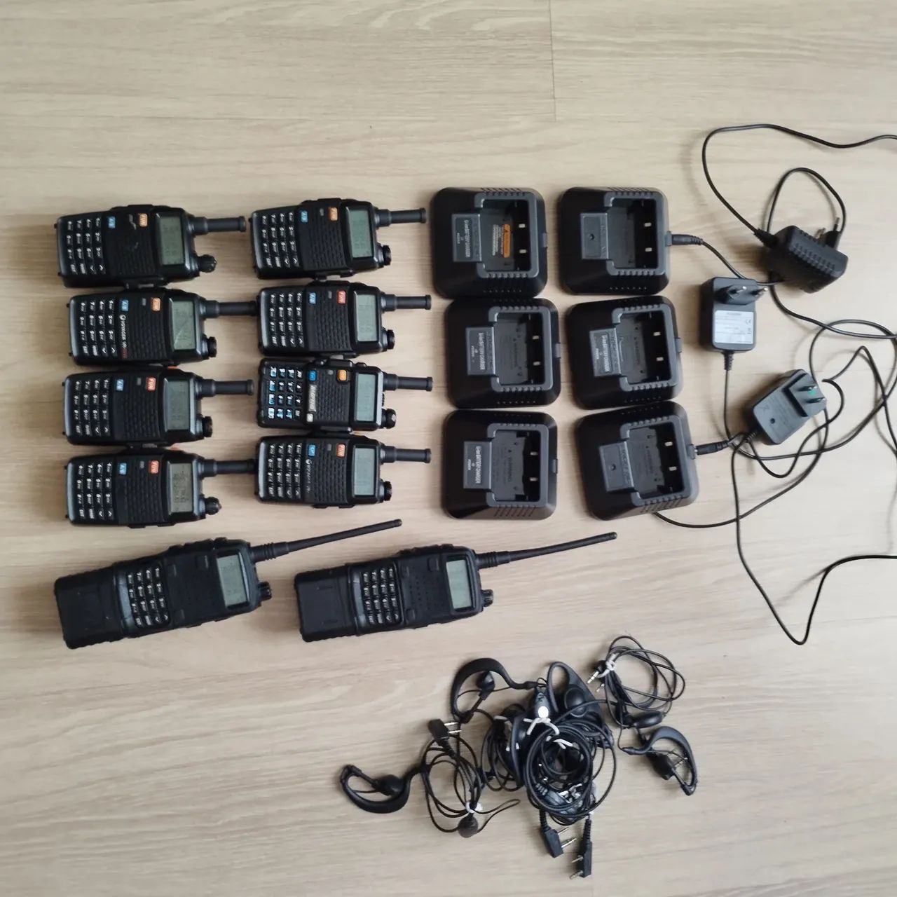 Kit com 10 Rádios Comunicadores HT Voyager VR222 canais fechados criptografado