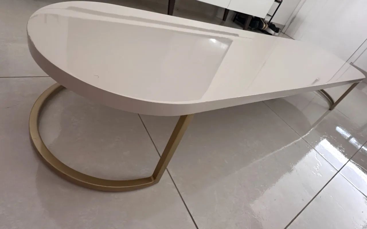 Mesa de centro off white - JACAÚNA 