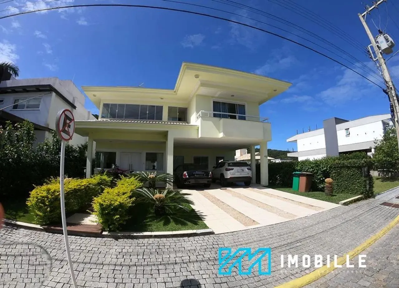 Casa no Condomínio Fechado Vivendas do Atlântico em Balneário Camboriú