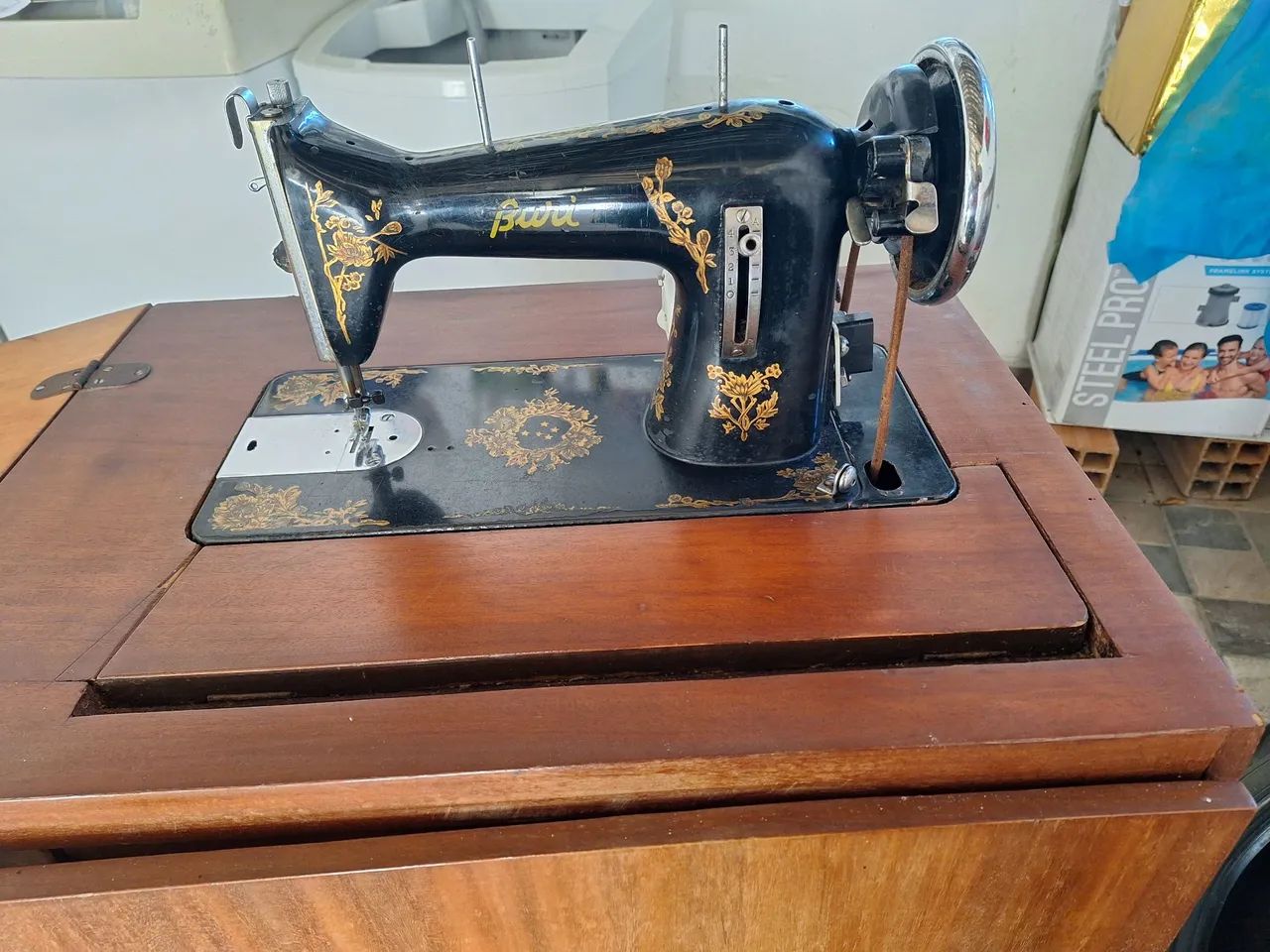 Maquina de costura singer - Foto 2