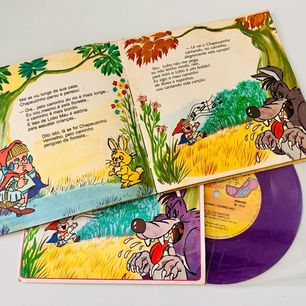 Raro LP Vinil Silvio Santos Chapeuzinho Vermelho 1976 Disco Compacto SBT Infantil Crianças - Foto 2