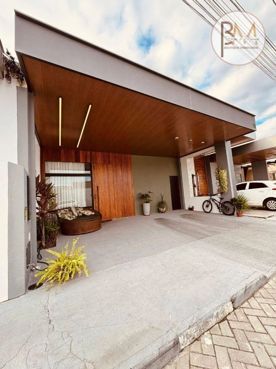 Casa com 3 dormitórios, 130 m² - venda por R$ 580.000 ou aluguel por R$ 5.500/mês - Sim -