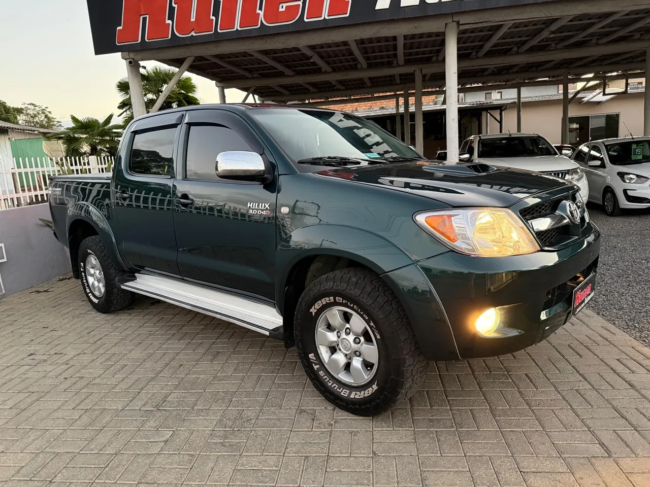 TOYOTA HILUX 2006 Usados e Novos