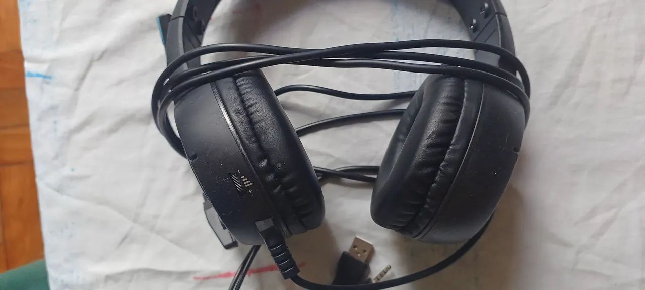 Headphone HP com microfone pouco uso. - Foto 2