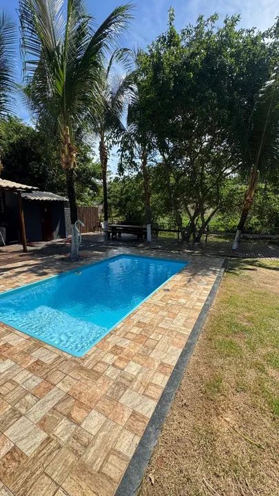 Vendo área 1800m2