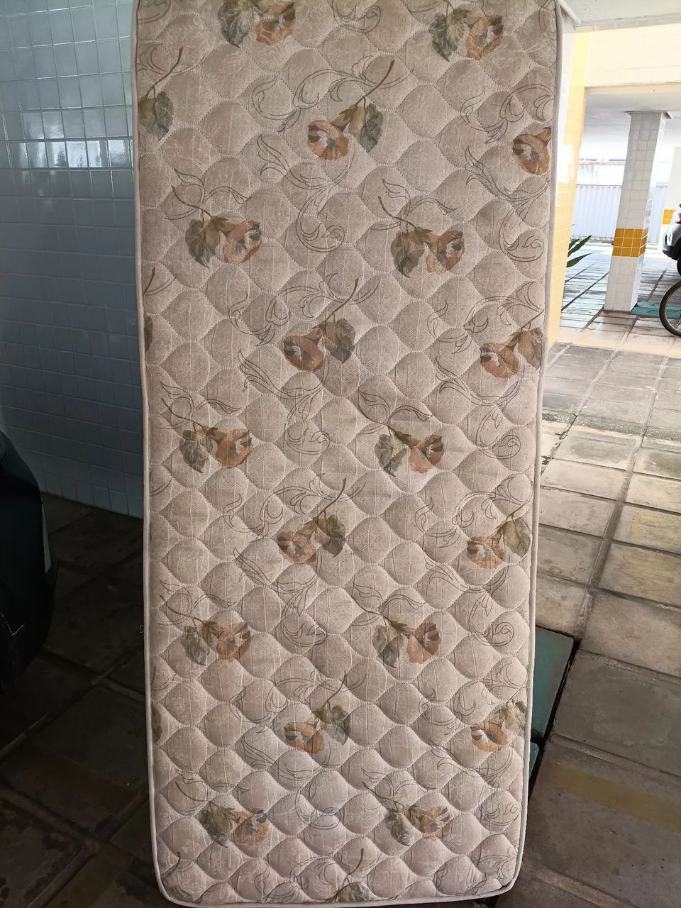 Colchão solteiro 64307443769985120