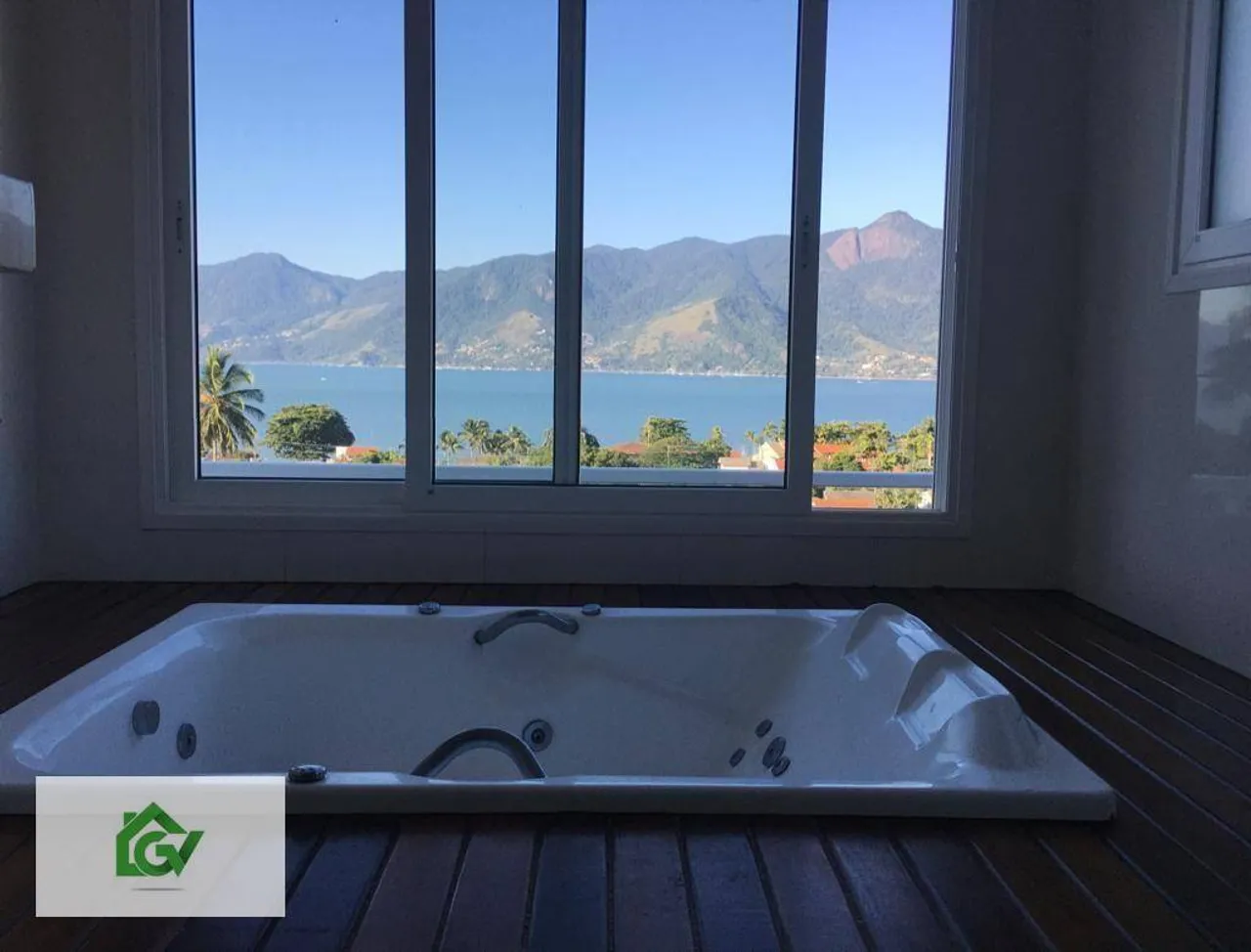 Casa com 4 dormitórios à venda, 306 m² por R$ 2.500.000,00 - Pr Deserta - São Sebastião/SP