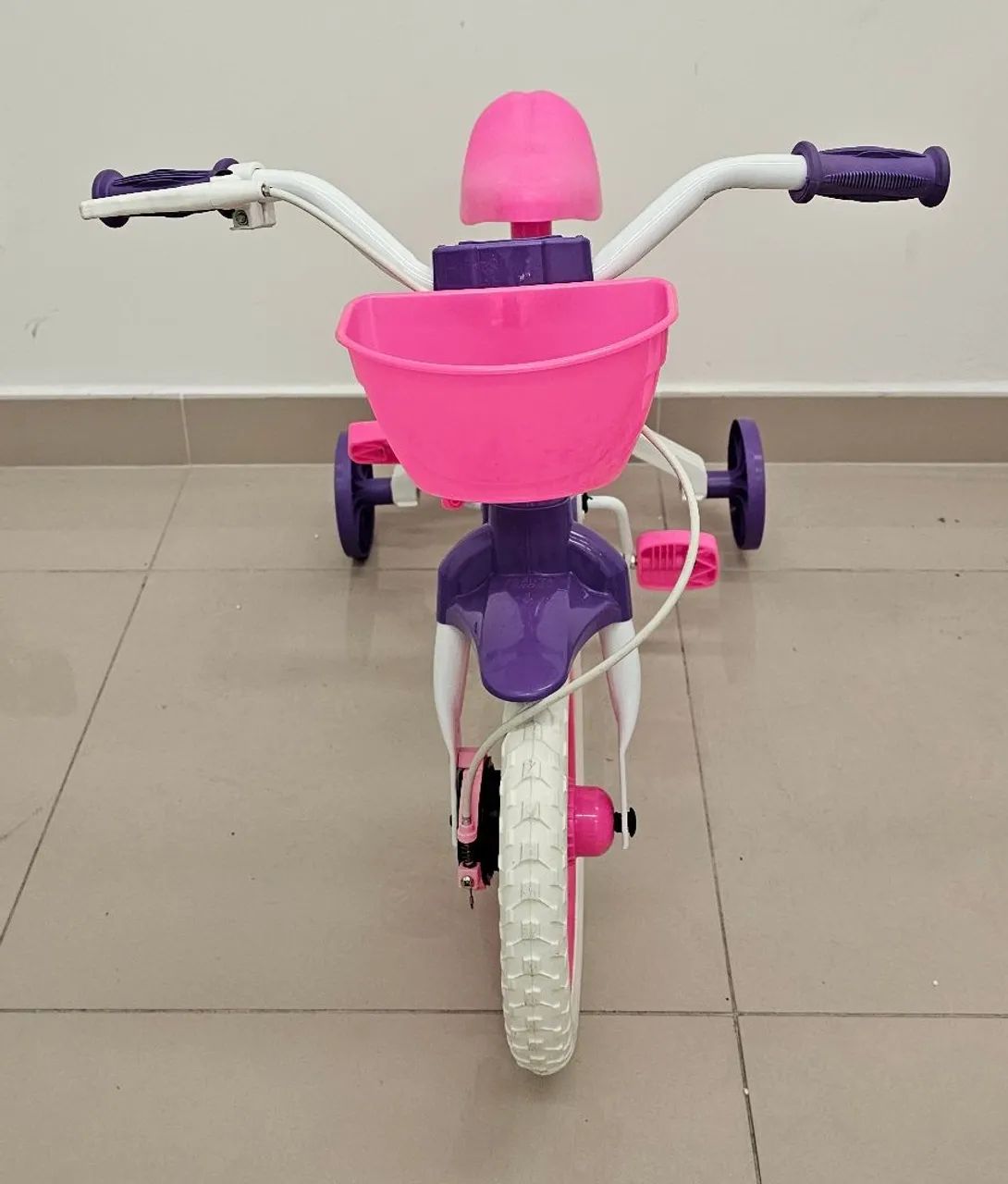 Bicicleta Infantil Rosa e Roxa com Rodinhas - Foto 2