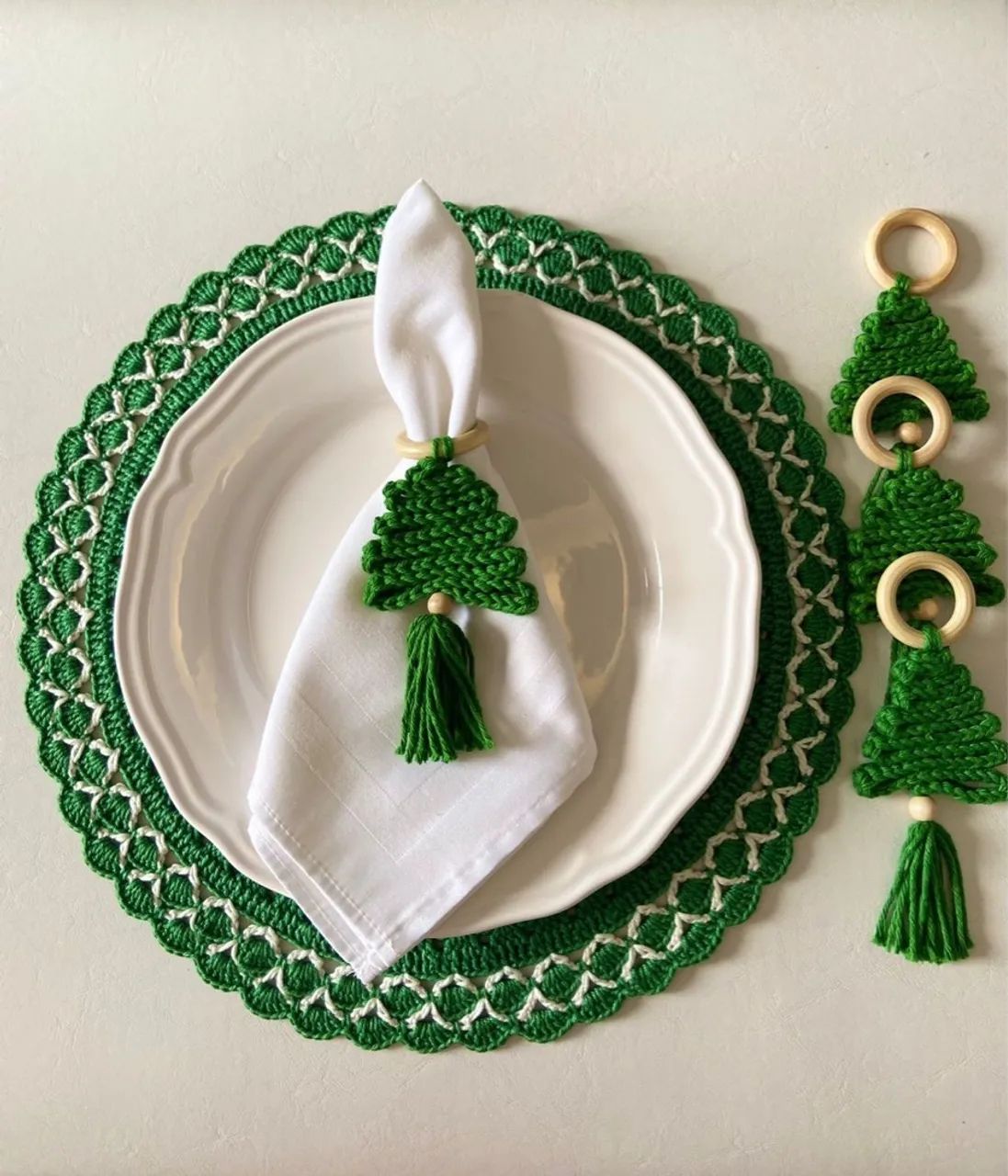 Porta Guardanapo Natalino em crochê - R$10,00 / unidade (pedido mínimo 4 unidades) - Foto 2