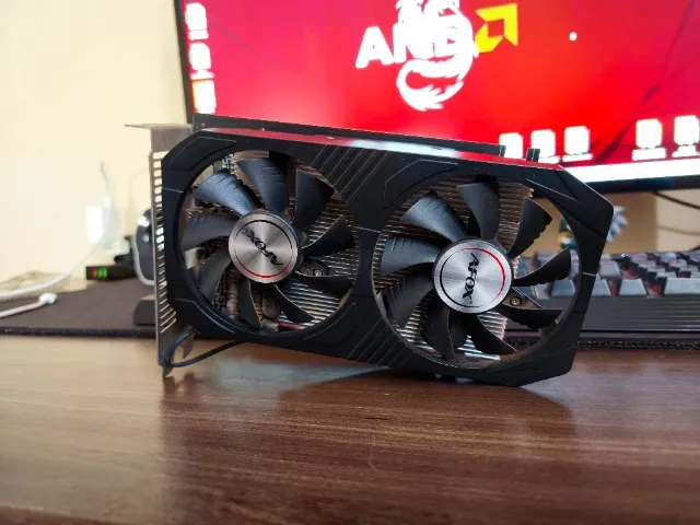 Placa de Vídeo AMD RX 560 4GB AFOX Semi Nova