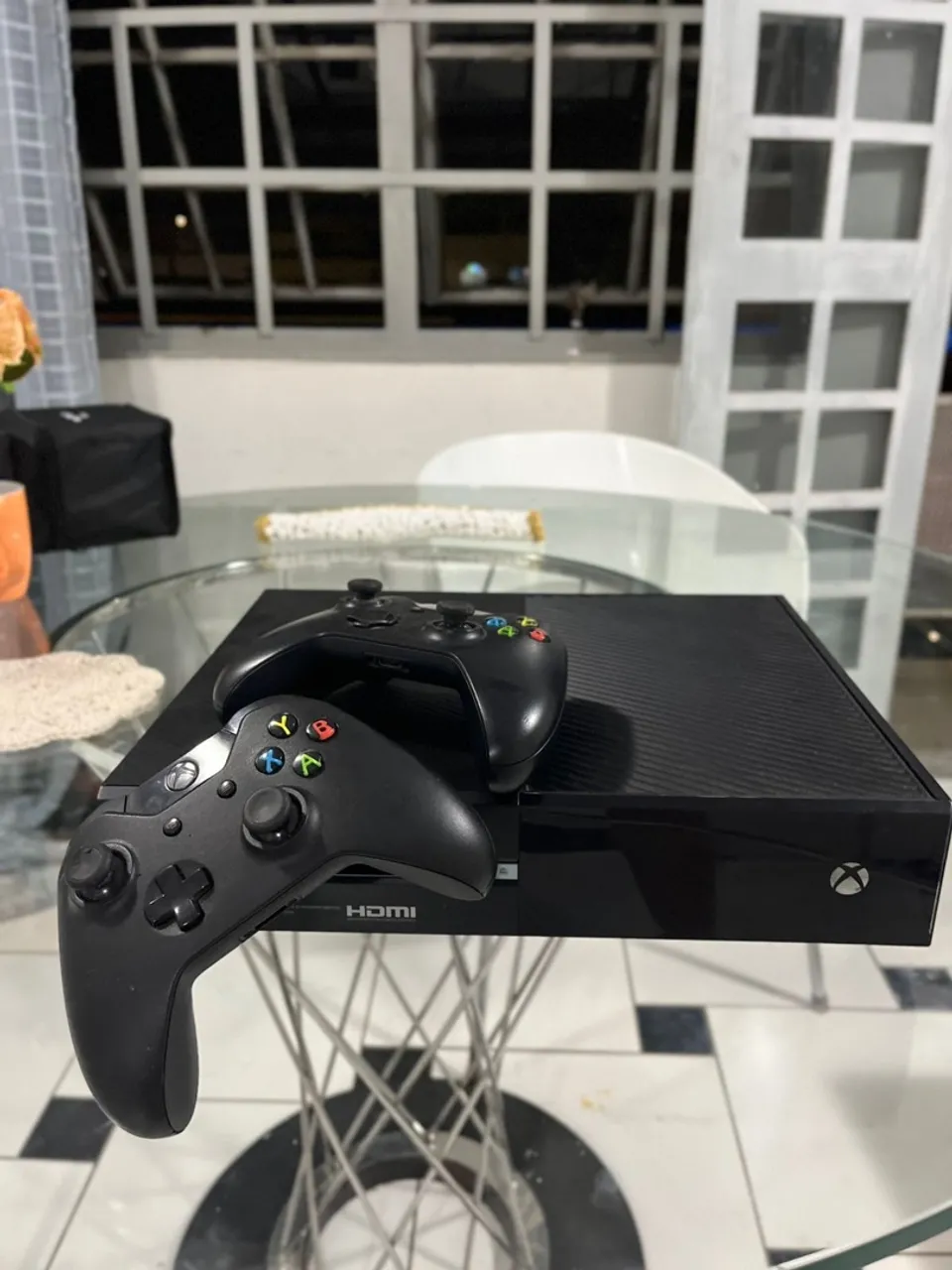 VENDO XBOX ONE 500gb 2 controles