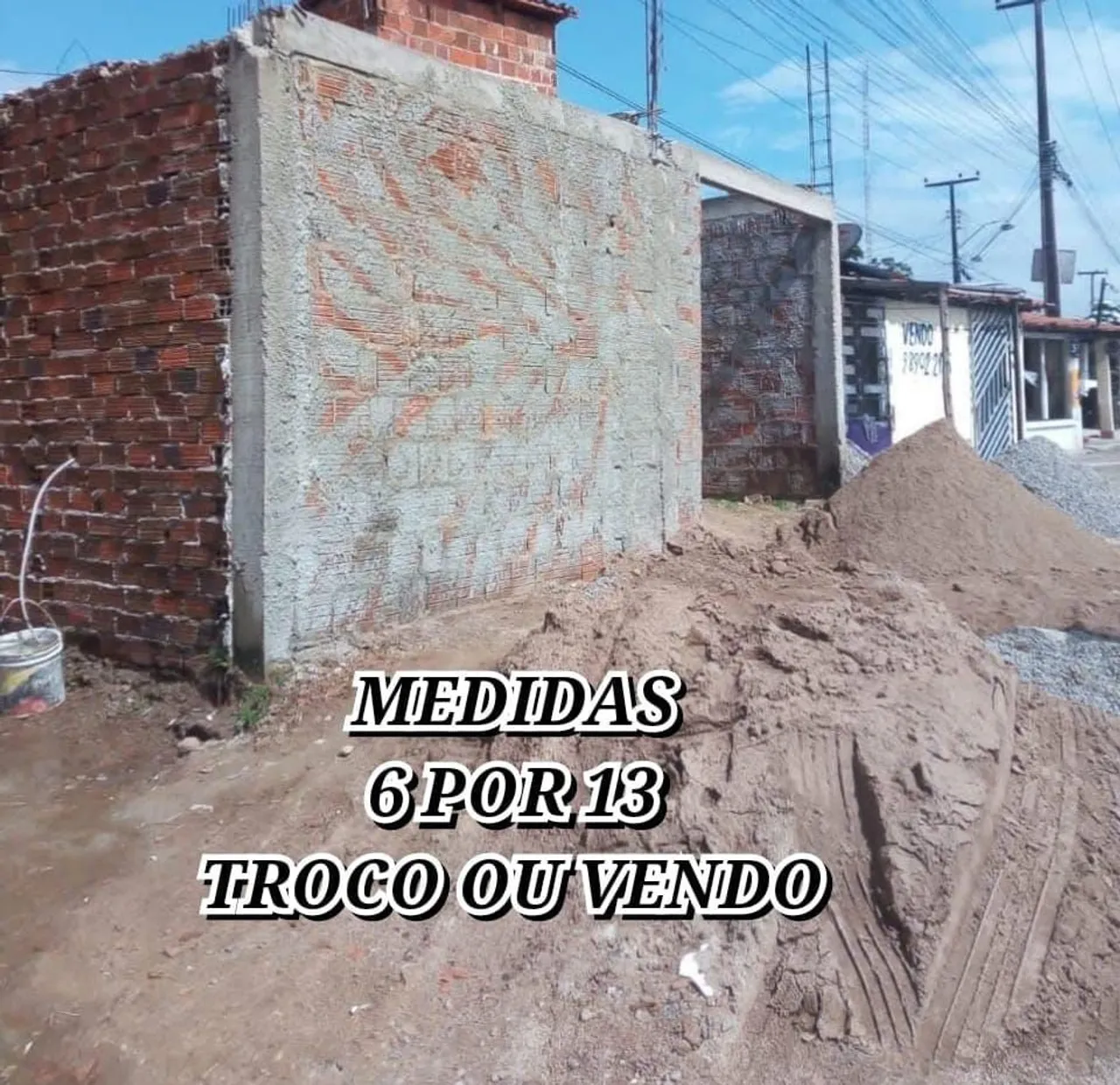 VENDO TERRENO TODO COLUNADO E MURADO OU TROCO