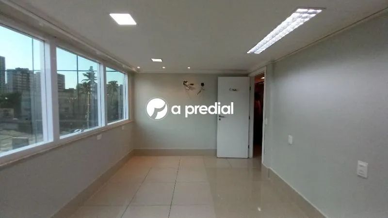Locação de Comercial / Sala na cidade de Fortaleza - Foto 2