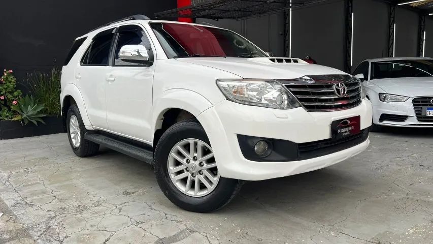 TOYOTA HILLUX SW4 SRV D4D 4X4 3.0 TURBO DIESEL - Foto 5