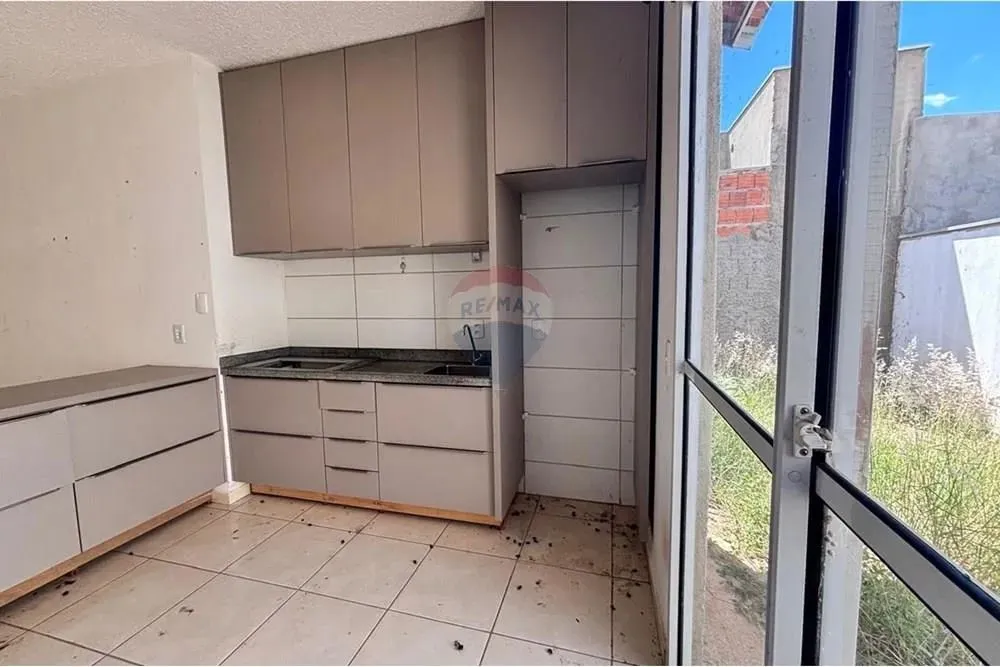 Encontre Seu Lar Perfeito RNI Condominio Vicenti Bissoni, MT