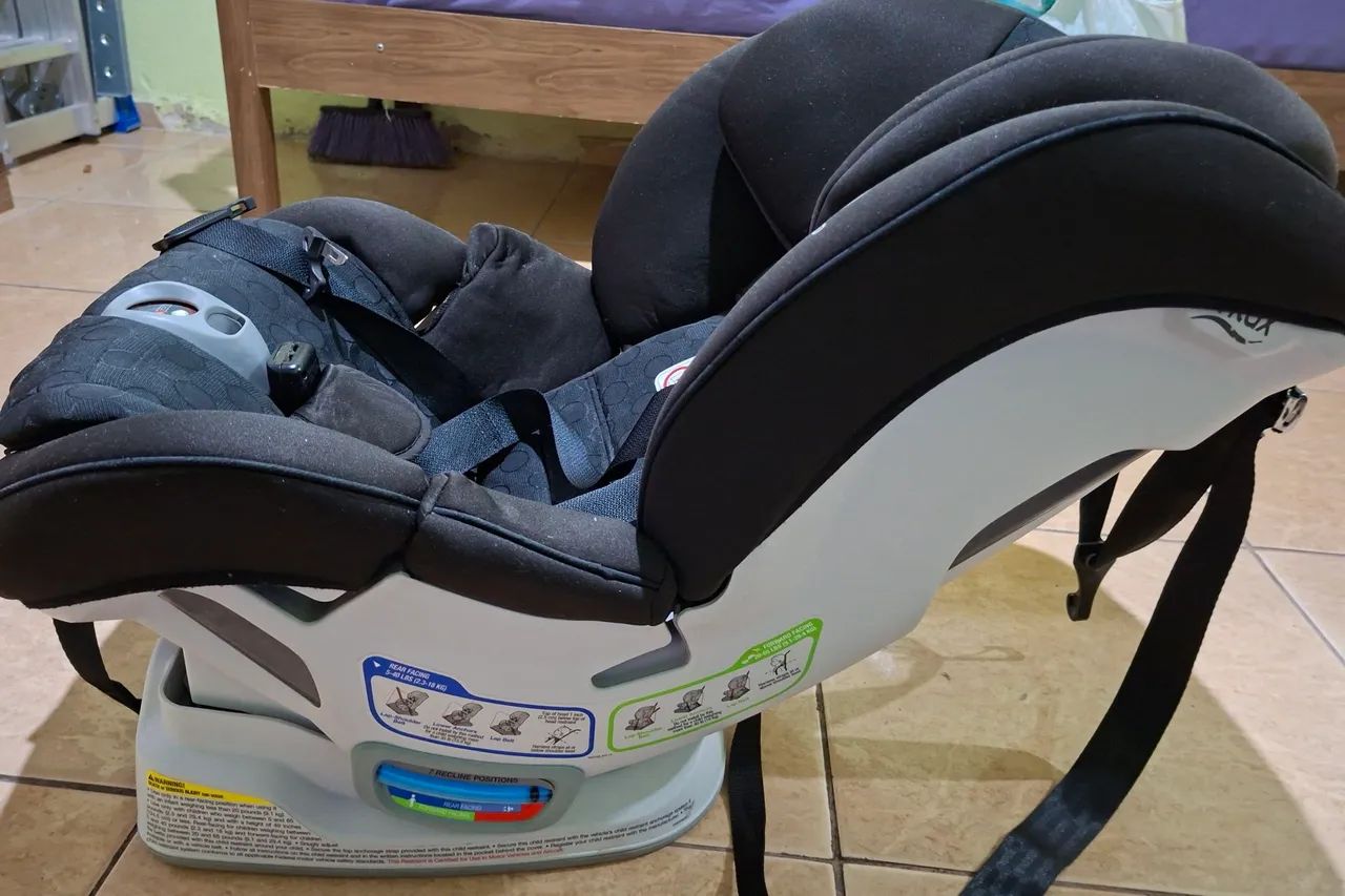 Cadeirinha/Bebê conforto britax  - Foto 5