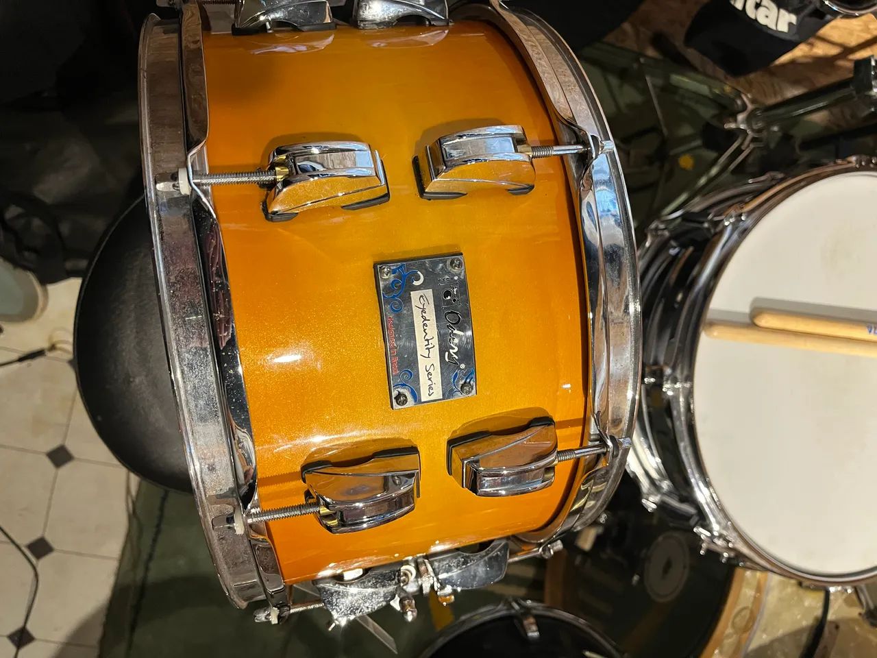 Caixa Odery Eyedentity 13×7 - Instrumentos musicais - Cecília