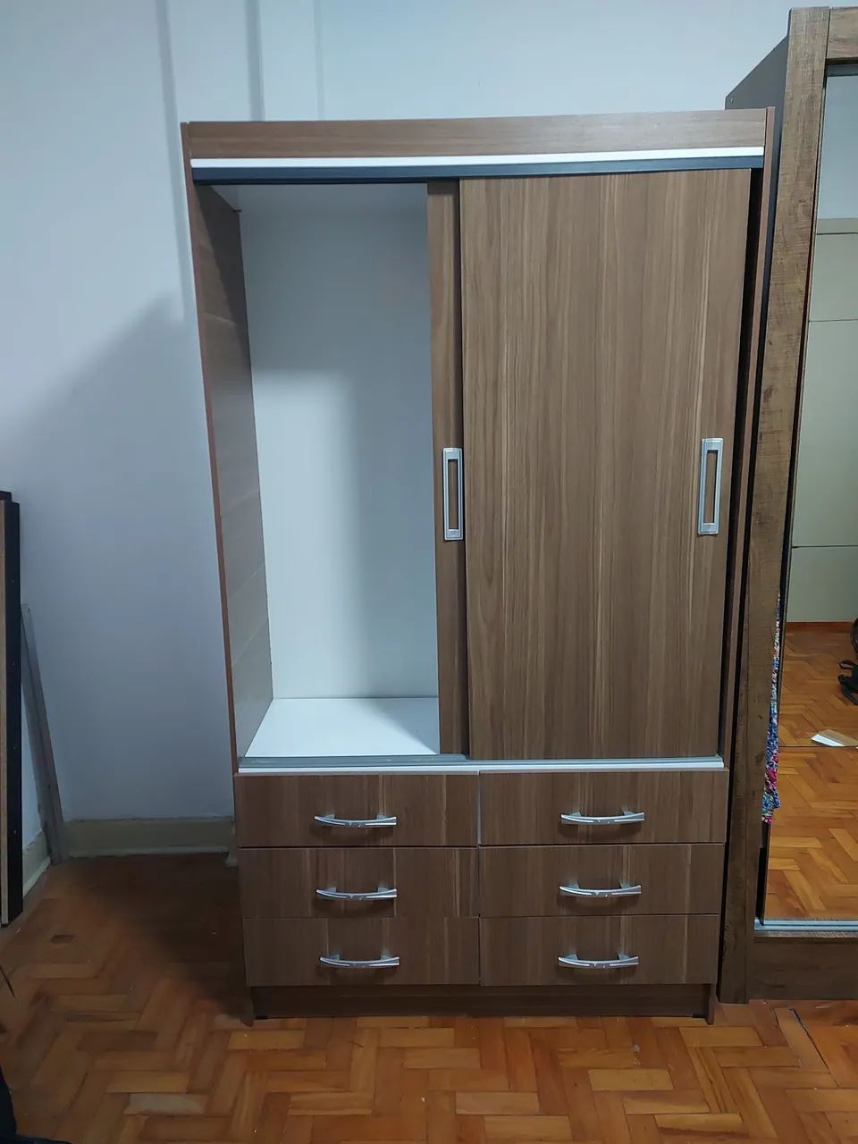 Guarda-roupa pequeno - Foto 3