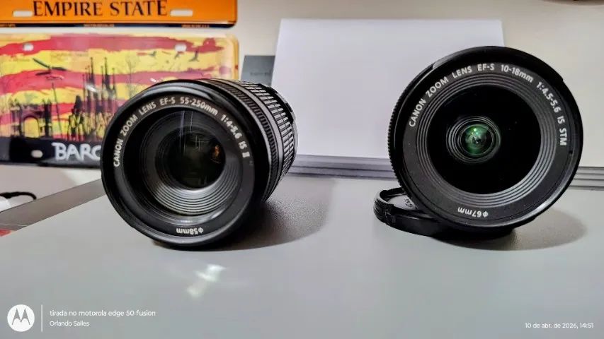 【おもち】CanonEOSX10i 18-55,55-250㎜、フラッシュ Canon T5 + objetivas 10-18 e 55-250 - Câmeras e Filmadoras - Vila