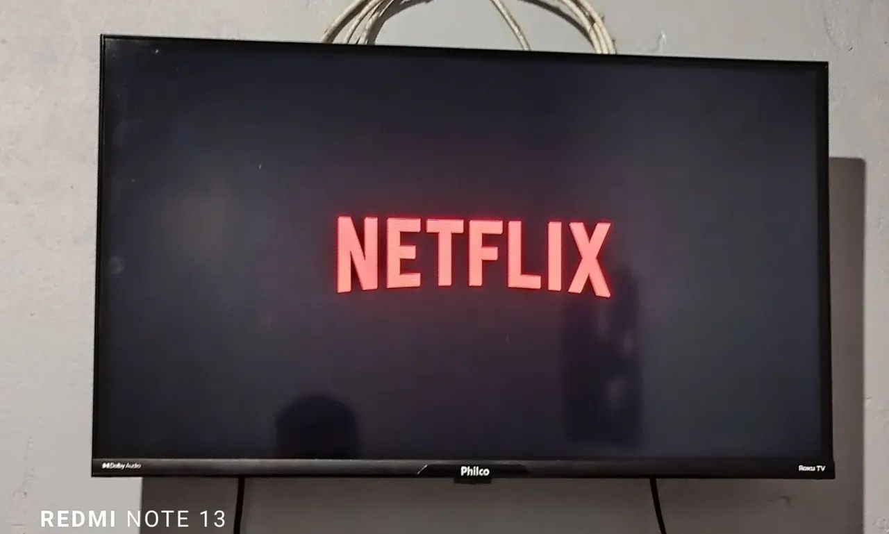 Tv smart Philco 32 com defeito na imagem  - Foto 4